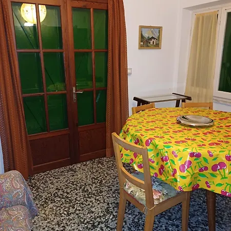 La Casa Di Nonna Angela サッセッロ