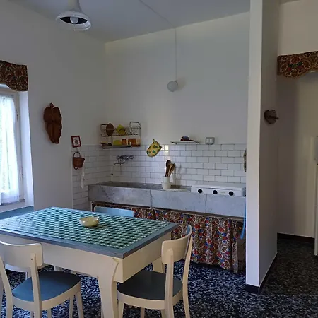 La Casa Di Nonna Angela Апартаменты *